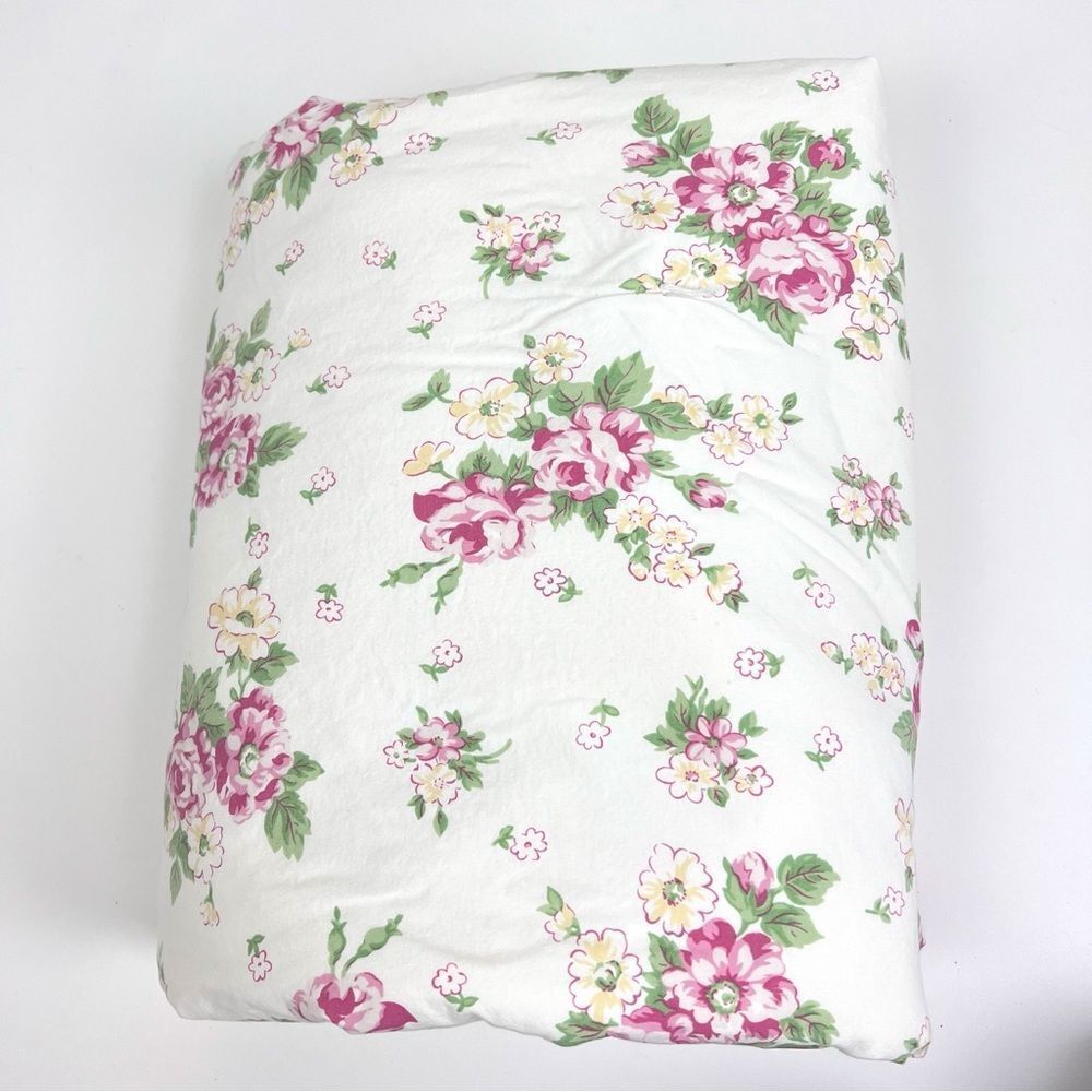 POTTERY BARN KID Antique Floral Printed Blanket 58”x49”